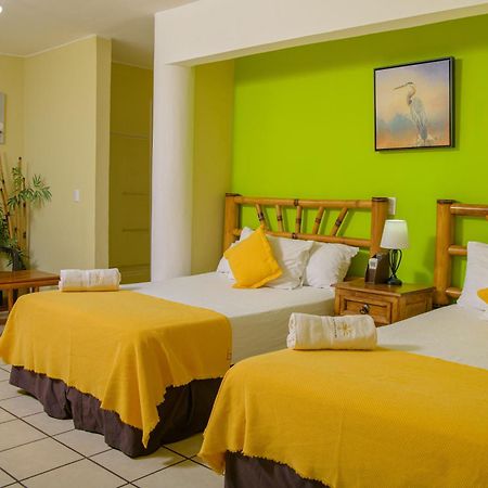Banana Palms Hotel Rio Dulce Zewnętrze zdjęcie
