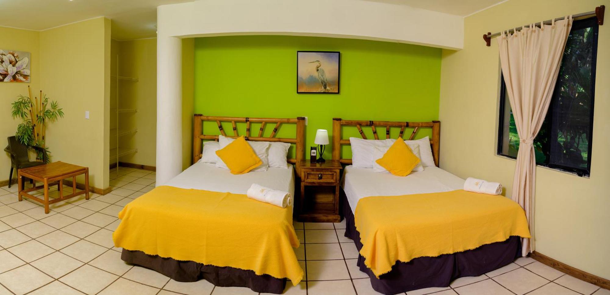 Banana Palms Hotel Rio Dulce Zewnętrze zdjęcie