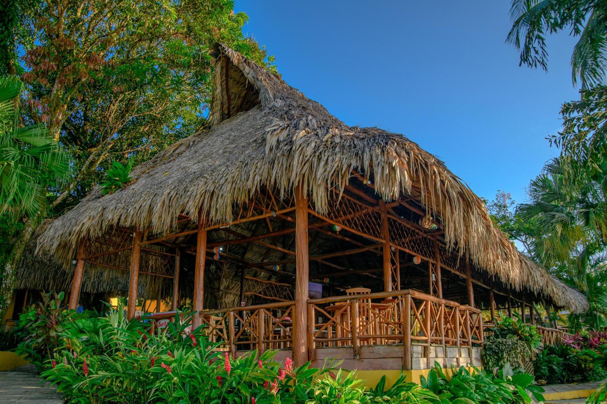 Banana Palms Hotel Rio Dulce Zewnętrze zdjęcie