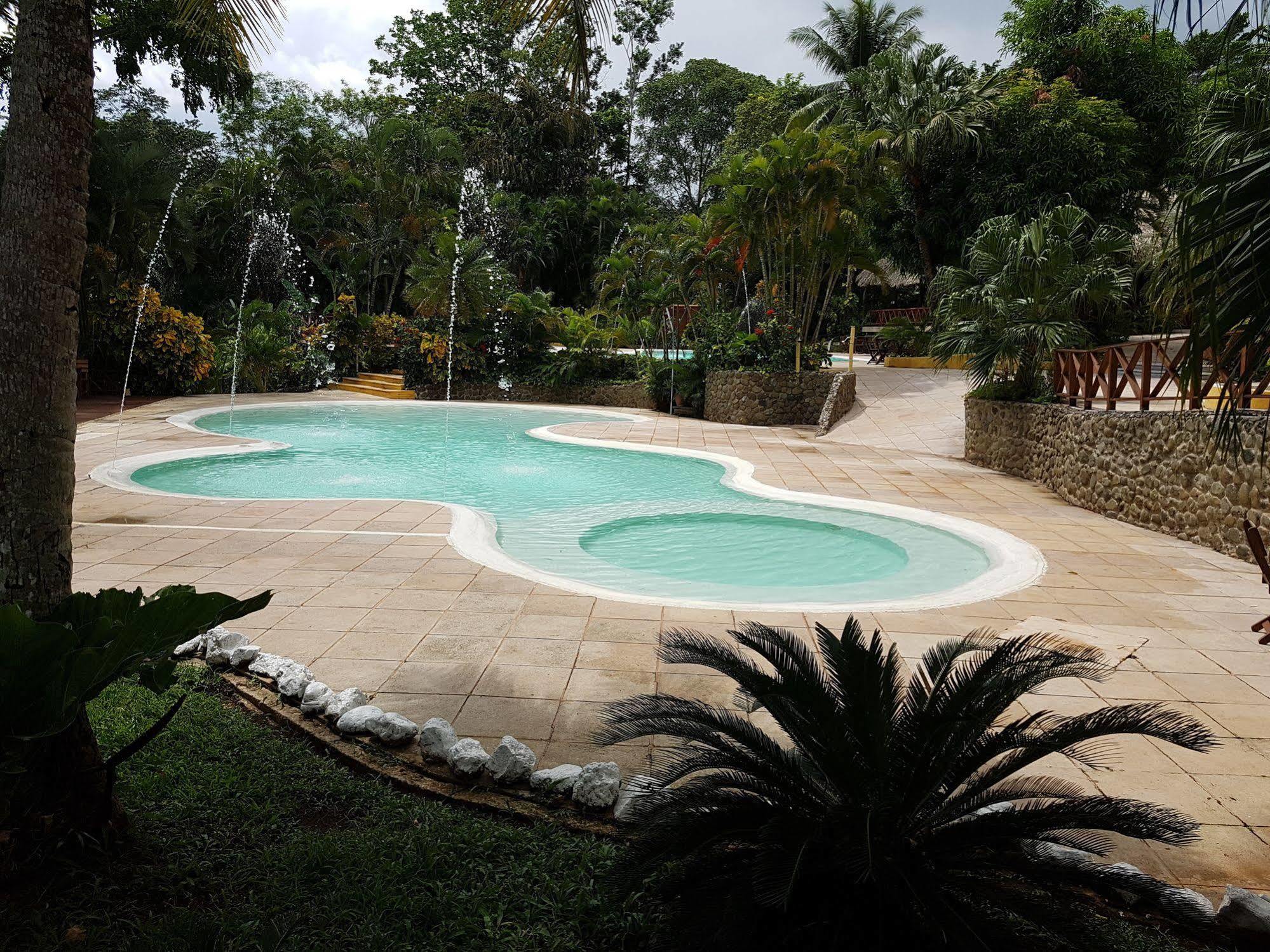 Banana Palms Hotel Rio Dulce Zewnętrze zdjęcie