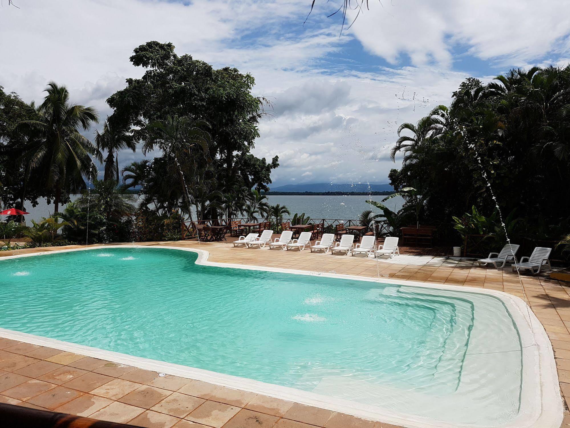 Banana Palms Hotel Rio Dulce Zewnętrze zdjęcie